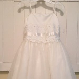 David’s bridal Ivory flower girl/communion dress 6